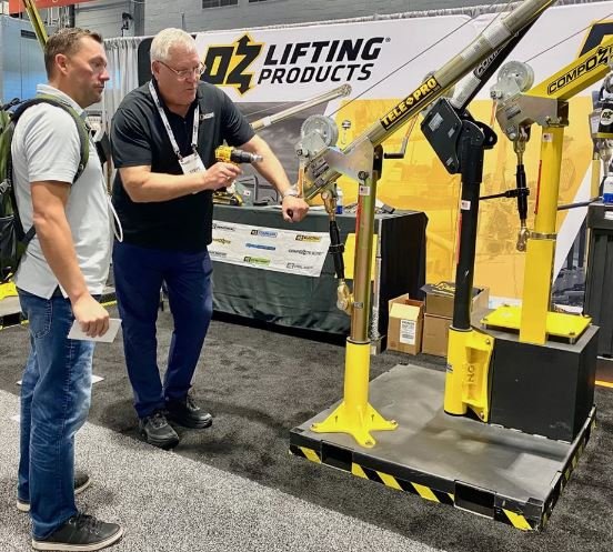 OZ Lifting trade show photo