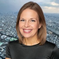 Erin Mitchell headshot