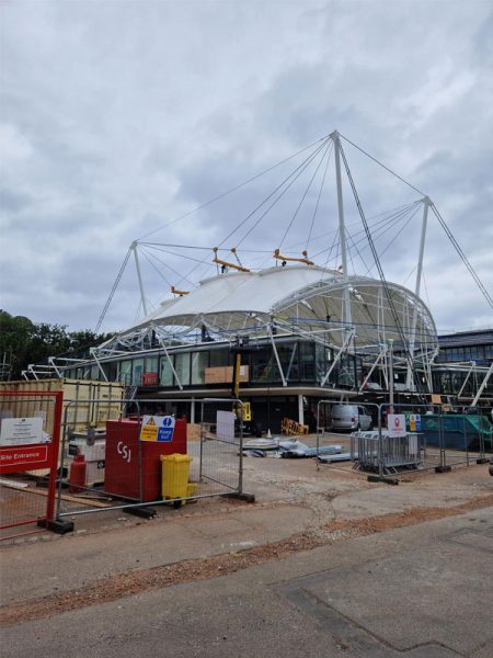 Hoist & Winch Ltd recently assisted in the roof lowering and lifting to replace a fabric tensile roof covering at Nottingham University’s Castle Meadow Campus.