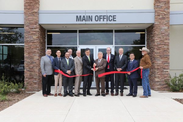Ribbon Cutting at New Global Headquarters of CLARK Material Handling Company image